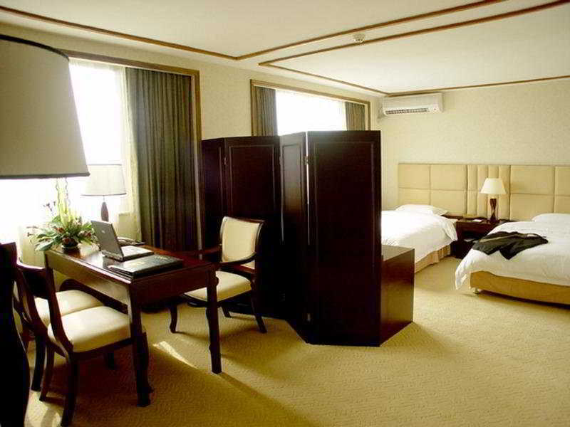 Warm Yes Business Hotel Гуанджоу Стая снимка